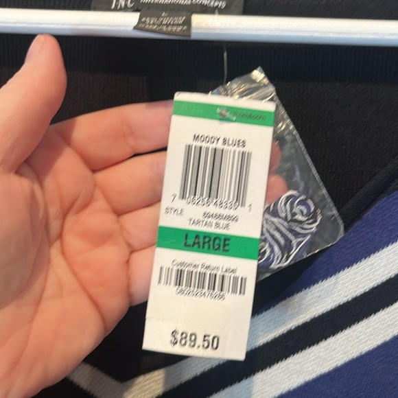 New INC Women’s Geometric Black Blue Tunic v Neck Sweater Size Large NWT - Picture 4 of 7